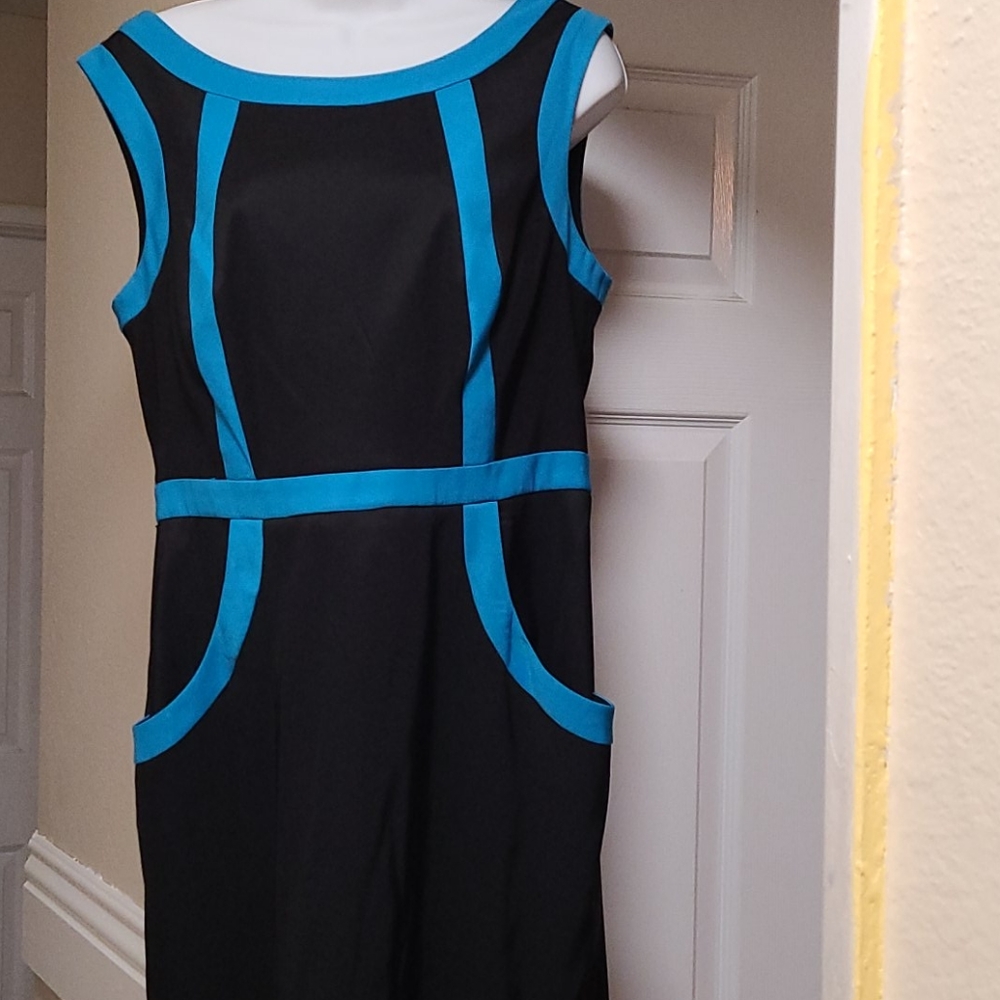Dress - Picture 2 of 3